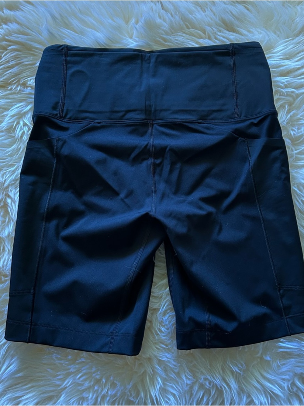 Arc'teryx Essent Black High-Rise Bike Shorts 8” SZ 4 - Picture 11 of 12